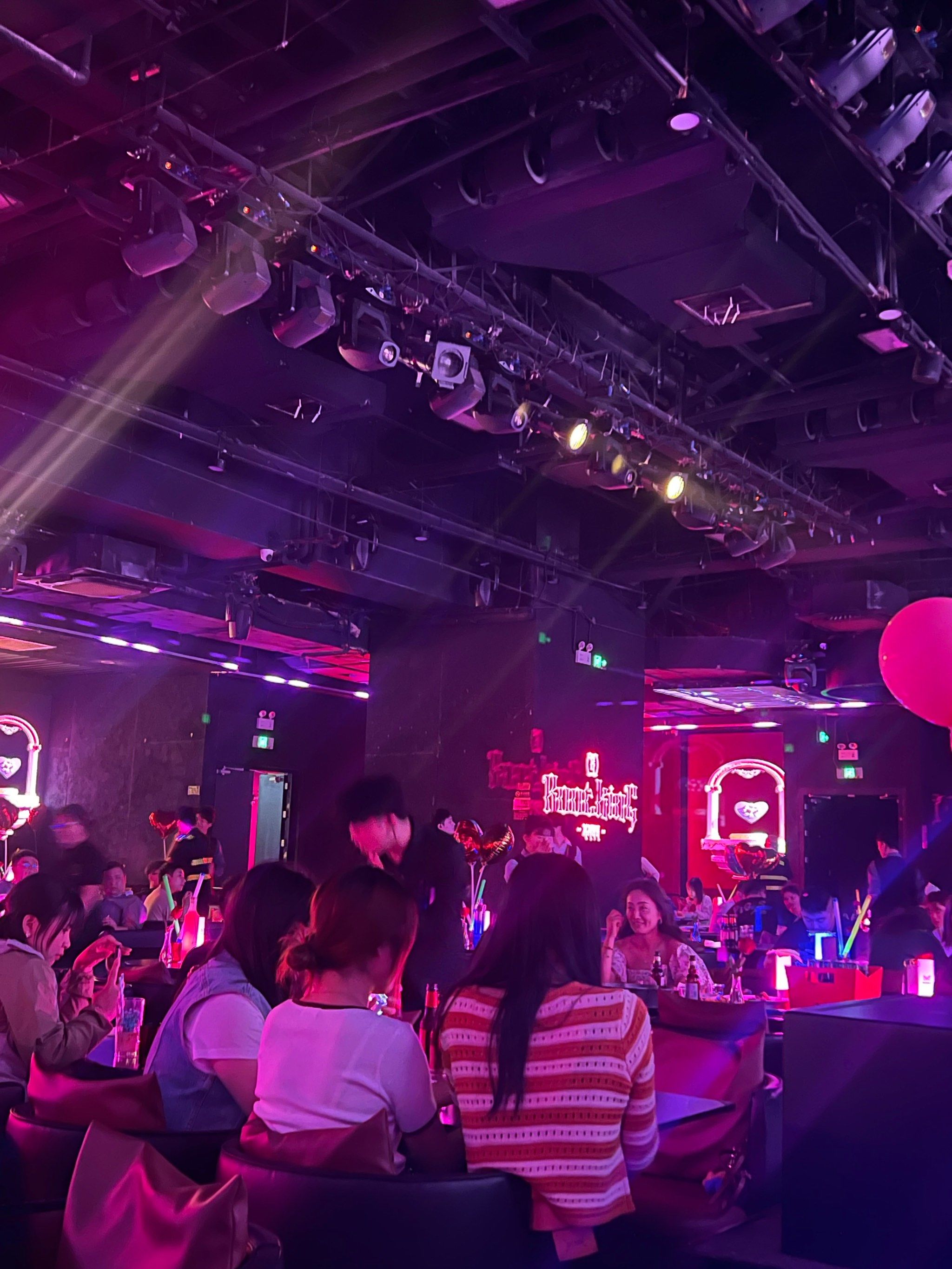 泸州商务ktv能否组局全解析-泸县ktv预订